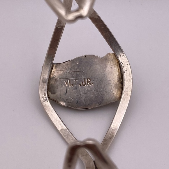 Vintage Navajo Signed T. THOMAS Sterling Silver Coral Cuff Bracelet - Picture 5 of 5